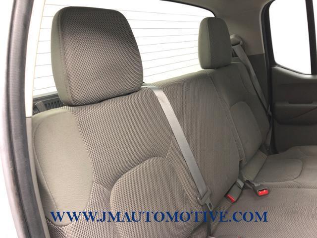 2013 Nissan Frontier 4WD Crew Cab SWB Auto SV, available for sale in Naugatuck, Connecticut | J&M Automotive Sls&Svc LLC. Naugatuck, Connecticut 2013 Nissan Frontier 4WD Crew Cab SWB Auto SV, available for sale in Naugatuck, Connecticut | J&M Automotive Sls&Svc LLC. Naugatuck, Connecticut