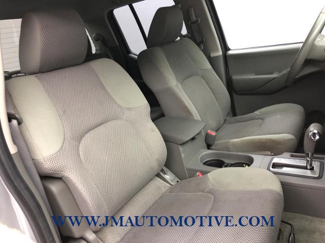 2013 Nissan Frontier 4WD Crew Cab SWB Auto SV, available for sale in Naugatuck, Connecticut | J&M Automotive Sls&Svc LLC. Naugatuck, Connecticut 2013 Nissan Frontier 4WD Crew Cab SWB Auto SV, available for sale in Naugatuck, Connecticut | J&M Automotive Sls&Svc LLC. Naugatuck, Connecticut