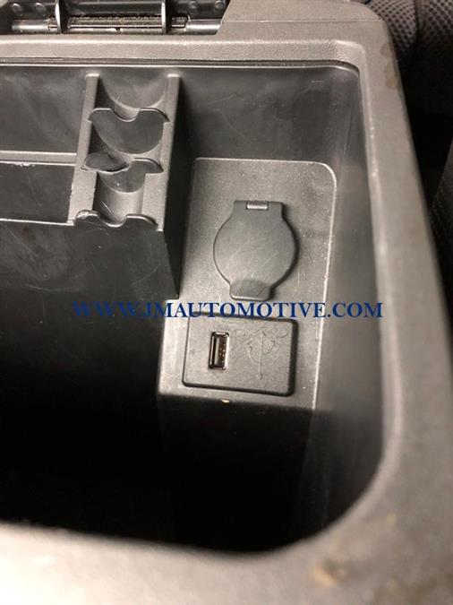2013 Nissan Frontier 4WD Crew Cab SWB Auto SV, available for sale in Naugatuck, Connecticut | J&M Automotive Sls&Svc LLC. Naugatuck, Connecticut 2013 Nissan Frontier 4WD Crew Cab SWB Auto SV, available for sale in Naugatuck, Connecticut | J&M Automotive Sls&Svc LLC. Naugatuck, Connecticut