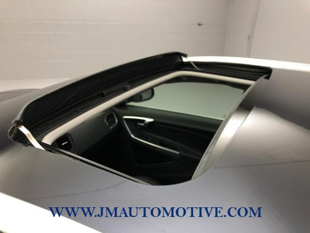 2016 Volvo V60 4dr Wgn T5 Drive-E Premier FWD, available for sale in Naugatuck, Connecticut | J&M Automotive Sls&Svc LLC. Naugatuck, Connecticut 2016 Volvo V60 4dr Wgn T5 Drive-E Premier FWD, available for sale in Naugatuck, Connecticut | J&M Automotive Sls&Svc LLC. Naugatuck, Connecticut