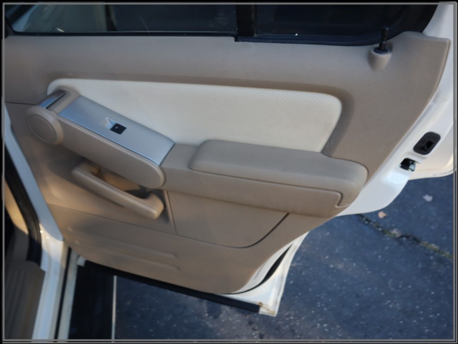 2009 Mercury Mountaineer AWD 4dr V8 Premier, available for sale in Huntington Station, New York | My Auto Inc.. Huntington Station, New York 2009 Mercury Mountaineer AWD 4dr V8 Premier, available for sale in Huntington Station, New York | My Auto Inc.. Huntington Station, New York