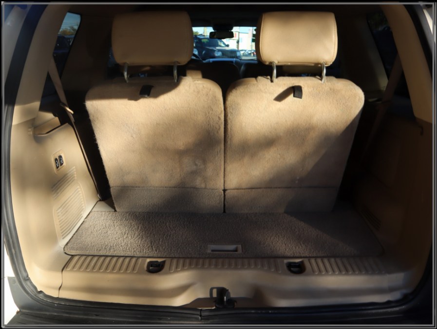 2009 Mercury Mountaineer AWD 4dr V8 Premier, available for sale in Huntington Station, New York | My Auto Inc.. Huntington Station, New York 2009 Mercury Mountaineer AWD 4dr V8 Premier, available for sale in Huntington Station, New York | My Auto Inc.. Huntington Station, New York