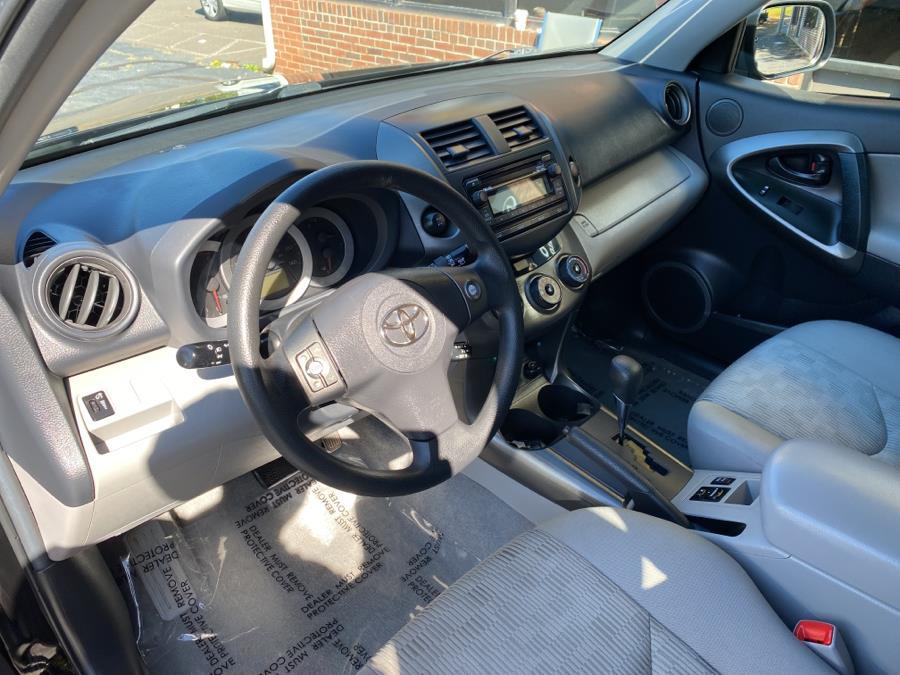 Used Toyota RAV4 4WD 4dr I4 (Natl) 2012 | Newfield Auto Sales. Middletown, Connecticut Used Toyota RAV4 4WD 4dr I4 (Natl) 2012 | Newfield Auto Sales. Middletown, Connecticut