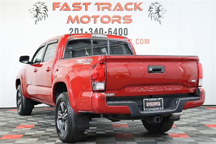 Used Toyota Tacoma DOUBLE CAB 2016 | Fast Track Motors. Paterson, New Jersey Used Toyota Tacoma DOUBLE CAB 2016 | Fast Track Motors. Paterson, New Jersey