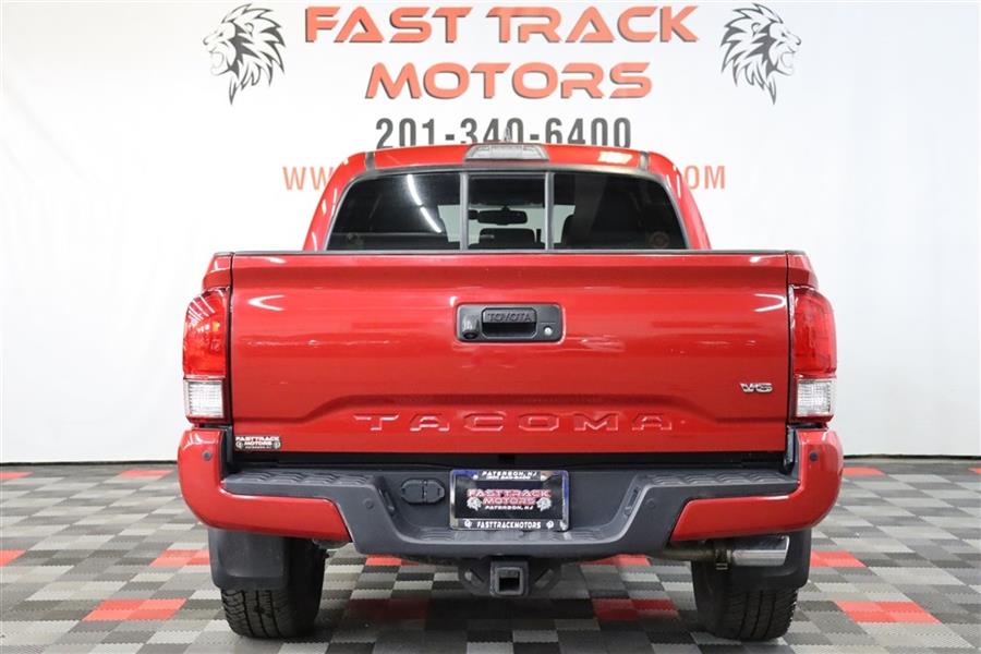 Used Toyota Tacoma DOUBLE CAB 2016 | Fast Track Motors. Paterson, New Jersey Used Toyota Tacoma DOUBLE CAB 2016 | Fast Track Motors. Paterson, New Jersey