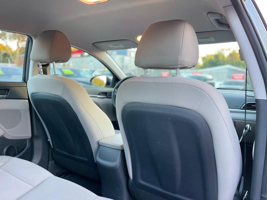 2020 Hyundai Elantra SEL IVT, available for sale in Irvington , New Jersey | Auto Haus of Irvington Corp. Irvington , New Jersey 2020 Hyundai Elantra SEL IVT, available for sale in Irvington , New Jersey | Auto Haus of Irvington Corp. Irvington , New Jersey