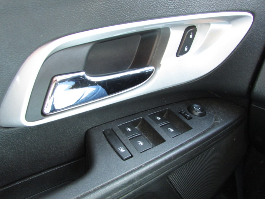 2015 Chevrolet Equinox AWD 4dr LS, available for sale in East Windsor, Connecticut | United Auto Sales of E Windsor, Inc. East Windsor, Connecticut 2015 Chevrolet Equinox AWD 4dr LS, available for sale in East Windsor, Connecticut | United Auto Sales of E Windsor, Inc. East Windsor, Connecticut