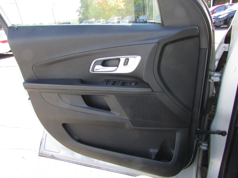2015 Chevrolet Equinox AWD 4dr LS, available for sale in East Windsor, Connecticut | United Auto Sales of E Windsor, Inc. East Windsor, Connecticut 2015 Chevrolet Equinox AWD 4dr LS, available for sale in East Windsor, Connecticut | United Auto Sales of E Windsor, Inc. East Windsor, Connecticut