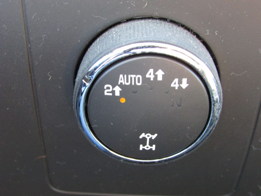 2013 Chevrolet Silverado 1500 4WD Crew Cab 143.5" LT, available for sale in East Windsor, Connecticut | United Auto Sales of E Windsor, Inc. East Windsor, Connecticut 2013 Chevrolet Silverado 1500 4WD Crew Cab 143.5" LT, available for sale in East Windsor, Connecticut | United Auto Sales of E Windsor, Inc. East Windsor, Connecticut