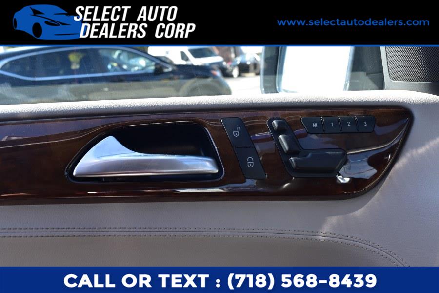 Used Mercedes-Benz M-Class 4MATIC 4dr ML 550 2013 | Select Auto Dealers Corp. Brooklyn, New York Used Mercedes-Benz M-Class 4MATIC 4dr ML 550 2013 | Select Auto Dealers Corp. Brooklyn, New York