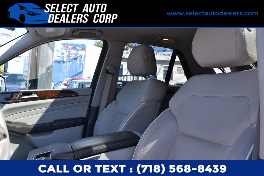 Used Mercedes-Benz M-Class 4MATIC 4dr ML 550 2013 | Select Auto Dealers Corp. Brooklyn, New York Used Mercedes-Benz M-Class 4MATIC 4dr ML 550 2013 | Select Auto Dealers Corp. Brooklyn, New York