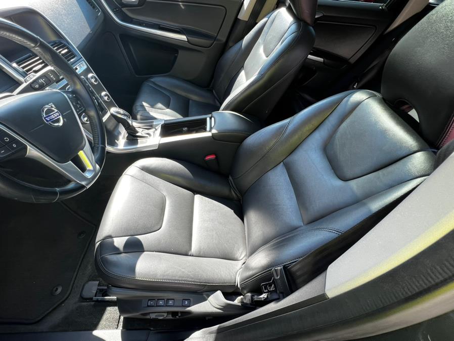 Used Volvo XC60 2015.5 AWD 4dr T6 2015 | Lava Motors 2 Inc. Canton, Connecticut Used Volvo XC60 2015.5 AWD 4dr T6 2015 | Lava Motors 2 Inc. Canton, Connecticut