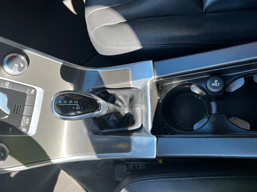 Used Volvo XC60 2015.5 AWD 4dr T6 2015 | Lava Motors 2 Inc. Canton, Connecticut Used Volvo XC60 2015.5 AWD 4dr T6 2015 | Lava Motors 2 Inc. Canton, Connecticut