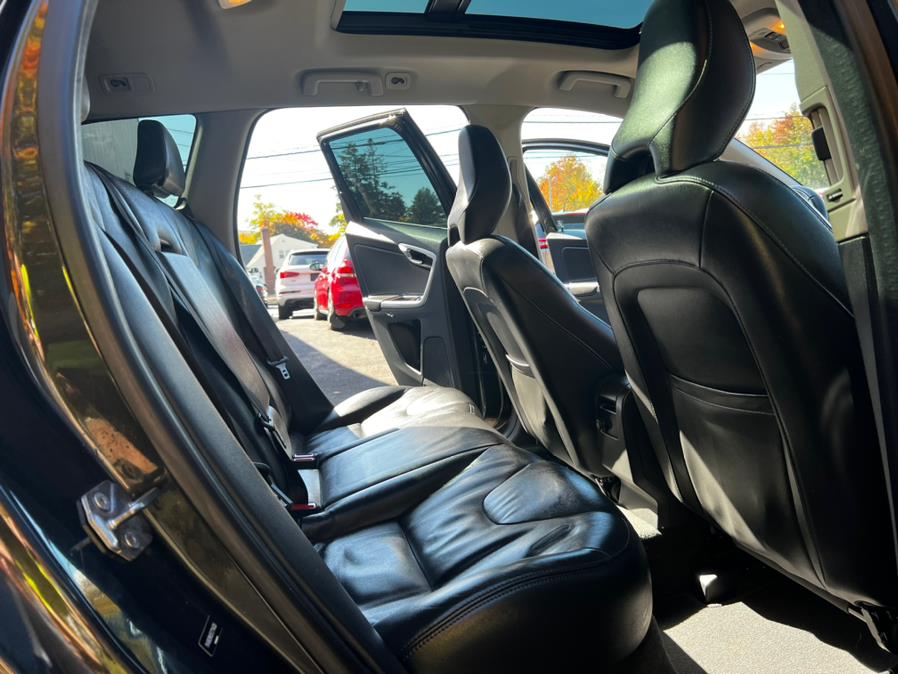 Used Volvo XC60 2015.5 AWD 4dr T6 2015 | Lava Motors 2 Inc. Canton, Connecticut Used Volvo XC60 2015.5 AWD 4dr T6 2015 | Lava Motors 2 Inc. Canton, Connecticut