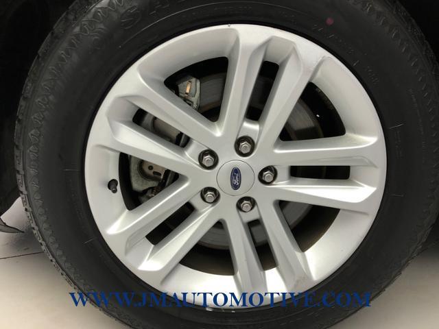 2016 Ford Explorer FWD 4dr XLT, available for sale in Naugatuck, Connecticut | J&M Automotive Sls&Svc LLC. Naugatuck, Connecticut 2016 Ford Explorer FWD 4dr XLT, available for sale in Naugatuck, Connecticut | J&M Automotive Sls&Svc LLC. Naugatuck, Connecticut