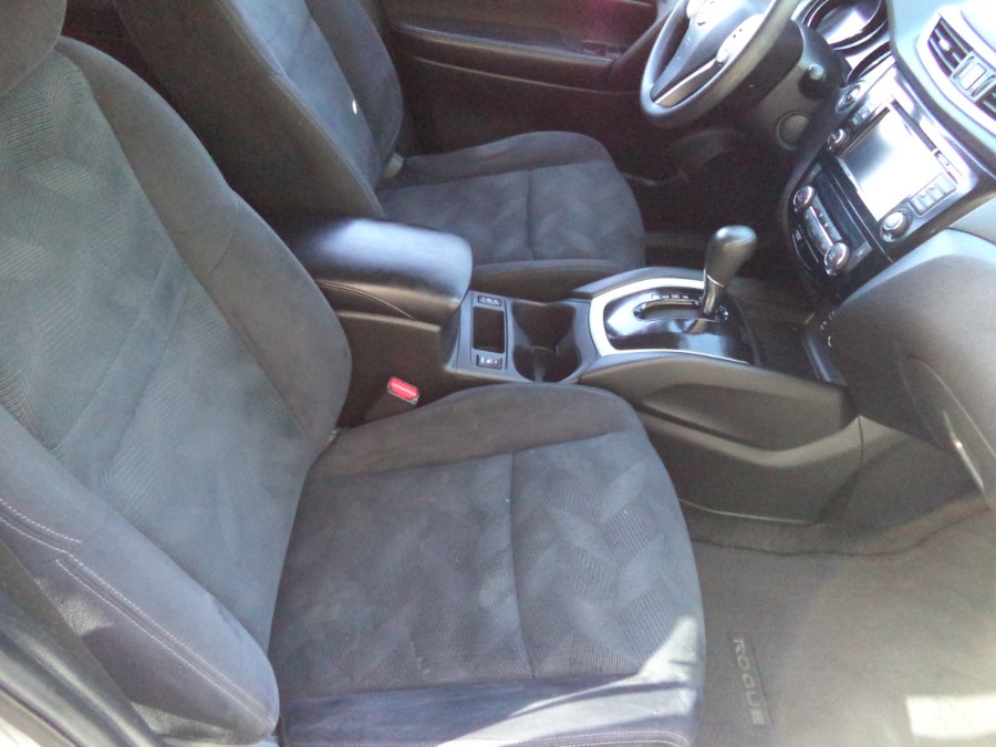 2016 Nissan Rogue AWD 4dr S, available for sale in Naugatuck, Connecticut | Riverside Motorcars, LLC. Naugatuck, Connecticut 2016 Nissan Rogue AWD 4dr S, available for sale in Naugatuck, Connecticut | Riverside Motorcars, LLC. Naugatuck, Connecticut