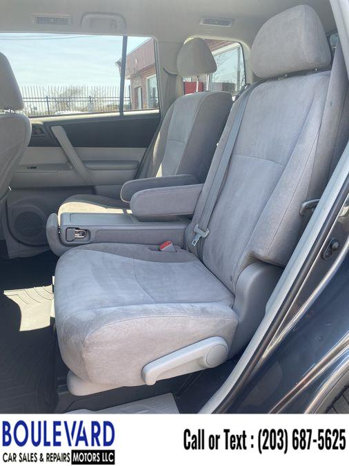 2012 Toyota Highlander Sport Utility 4D, available for sale in New Haven, Connecticut | Boulevard Motors LLC. New Haven, Connecticut 2012 Toyota Highlander Sport Utility 4D, available for sale in New Haven, Connecticut | Boulevard Motors LLC. New Haven, Connecticut