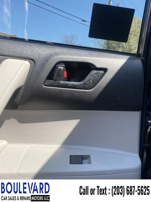 2012 Toyota Highlander Sport Utility 4D, available for sale in New Haven, Connecticut | Boulevard Motors LLC. New Haven, Connecticut 2012 Toyota Highlander Sport Utility 4D, available for sale in New Haven, Connecticut | Boulevard Motors LLC. New Haven, Connecticut