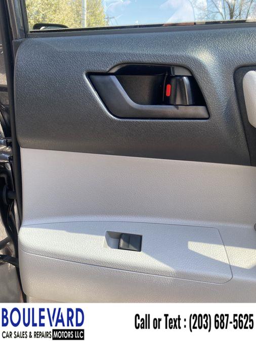 2012 Toyota Highlander Sport Utility 4D, available for sale in New Haven, Connecticut | Boulevard Motors LLC. New Haven, Connecticut 2012 Toyota Highlander Sport Utility 4D, available for sale in New Haven, Connecticut | Boulevard Motors LLC. New Haven, Connecticut