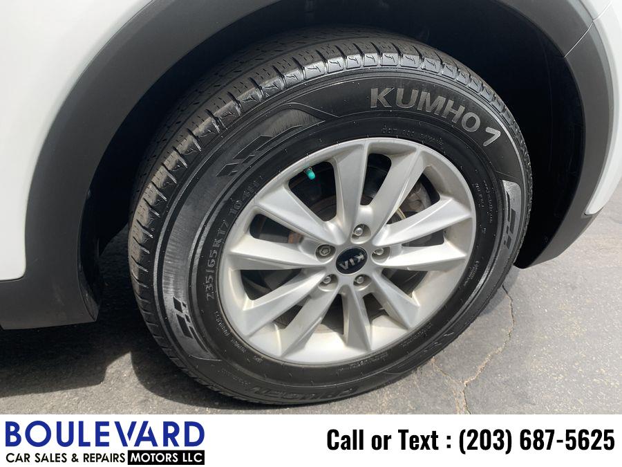 2019 Kia Sorento LX Sport Utility 4D, available for sale in New Haven, Connecticut | Boulevard Motors LLC. New Haven, Connecticut 2019 Kia Sorento LX Sport Utility 4D, available for sale in New Haven, Connecticut | Boulevard Motors LLC. New Haven, Connecticut
