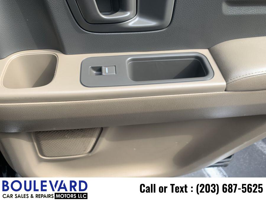 2006 Honda Ridgeline RTL Pickup 4D 5 ft, available for sale in New Haven, Connecticut | Boulevard Motors LLC. New Haven, Connecticut 2006 Honda Ridgeline RTL Pickup 4D 5 ft, available for sale in New Haven, Connecticut | Boulevard Motors LLC. New Haven, Connecticut