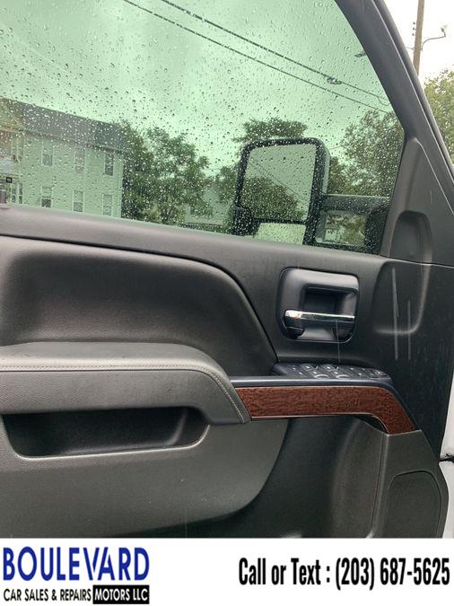 2014 GMC Sierra 1500 Crew Cab SLE Pickup 4D 6 1/2 ft, available for sale in New Haven, Connecticut | Boulevard Motors LLC. New Haven, Connecticut 2014 GMC Sierra 1500 Crew Cab SLE Pickup 4D 6 1/2 ft, available for sale in New Haven, Connecticut | Boulevard Motors LLC. New Haven, Connecticut