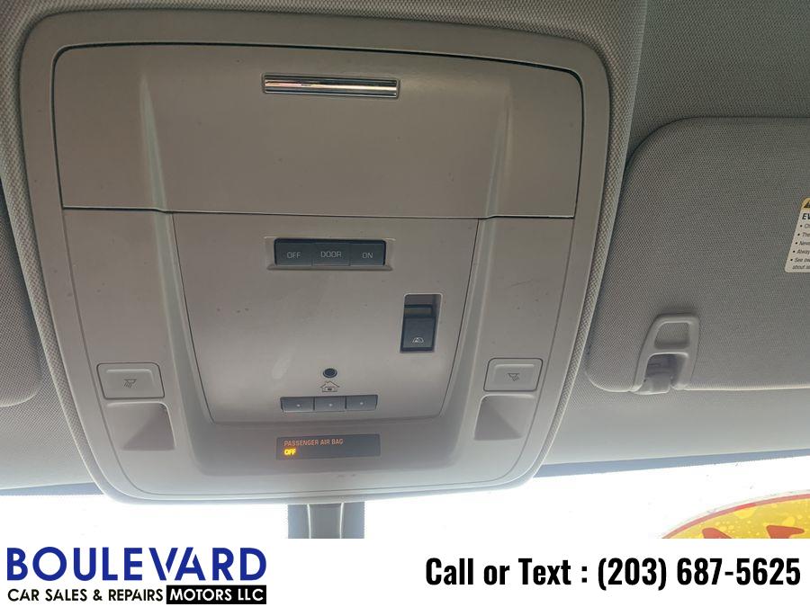 2014 GMC Sierra 1500 Crew Cab SLE Pickup 4D 6 1/2 ft, available for sale in New Haven, Connecticut | Boulevard Motors LLC. New Haven, Connecticut 2014 GMC Sierra 1500 Crew Cab SLE Pickup 4D 6 1/2 ft, available for sale in New Haven, Connecticut | Boulevard Motors LLC. New Haven, Connecticut