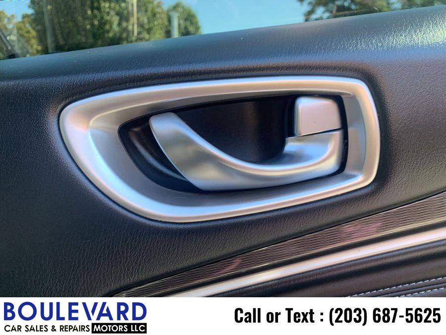 2017 Infiniti Qx60 3.5 Sport Utility 4D, available for sale in New Haven, Connecticut | Boulevard Motors LLC. New Haven, Connecticut 2017 Infiniti Qx60 3.5 Sport Utility 4D, available for sale in New Haven, Connecticut | Boulevard Motors LLC. New Haven, Connecticut