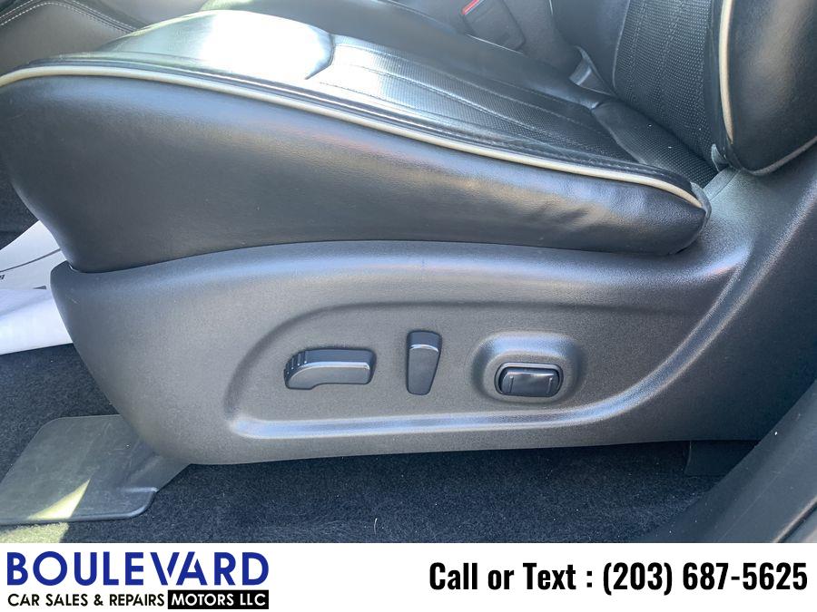 2017 Infiniti Qx60 3.5 Sport Utility 4D, available for sale in New Haven, Connecticut | Boulevard Motors LLC. New Haven, Connecticut 2017 Infiniti Qx60 3.5 Sport Utility 4D, available for sale in New Haven, Connecticut | Boulevard Motors LLC. New Haven, Connecticut