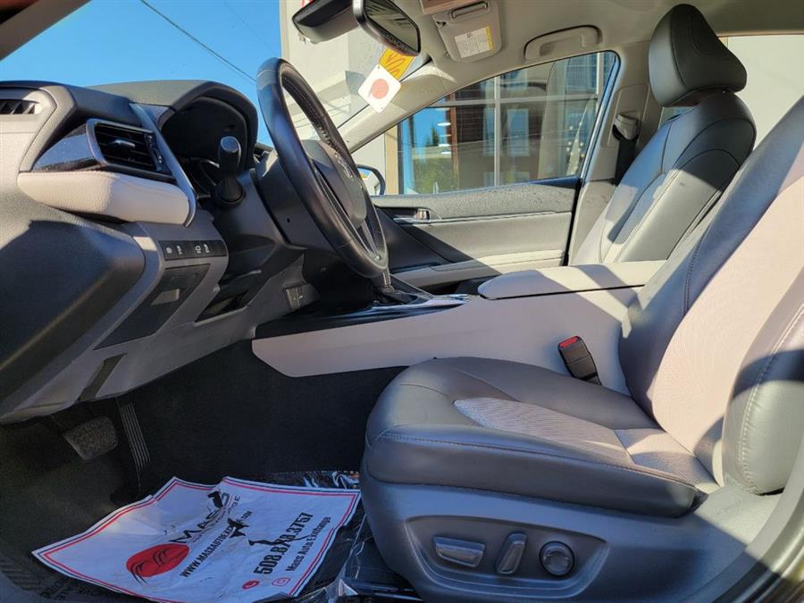 Used Toyota Camry XLE 2020 | Mass Auto Exchange. Framingham, Massachusetts Used Toyota Camry XLE 2020 | Mass Auto Exchange. Framingham, Massachusetts