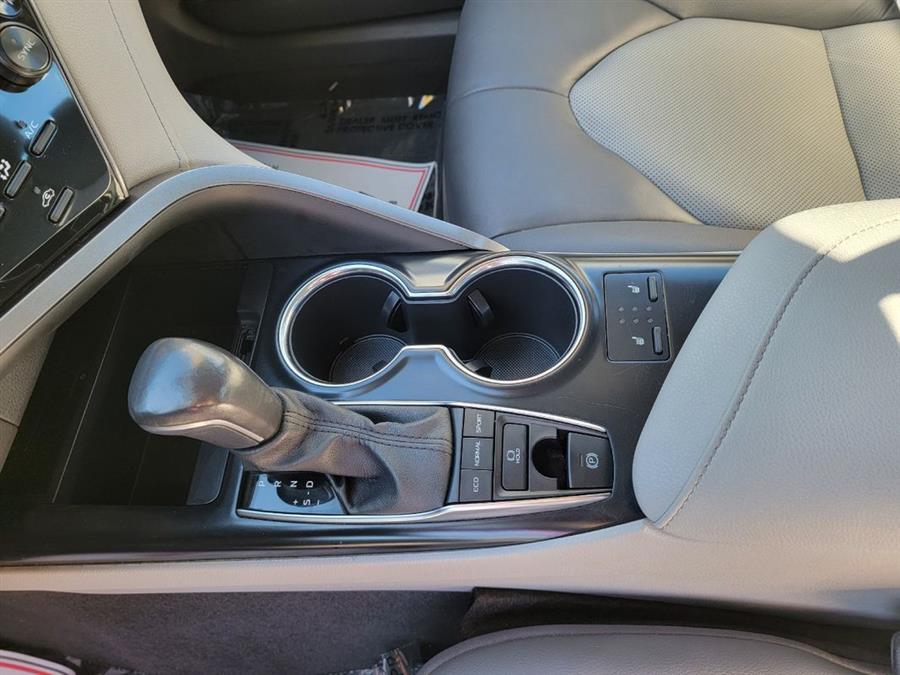 Used Toyota Camry XLE 2020 | Mass Auto Exchange. Framingham, Massachusetts Used Toyota Camry XLE 2020 | Mass Auto Exchange. Framingham, Massachusetts