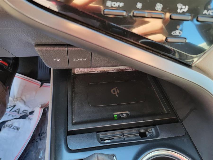 Used Toyota Camry XLE 2020 | Mass Auto Exchange. Framingham, Massachusetts Used Toyota Camry XLE 2020 | Mass Auto Exchange. Framingham, Massachusetts