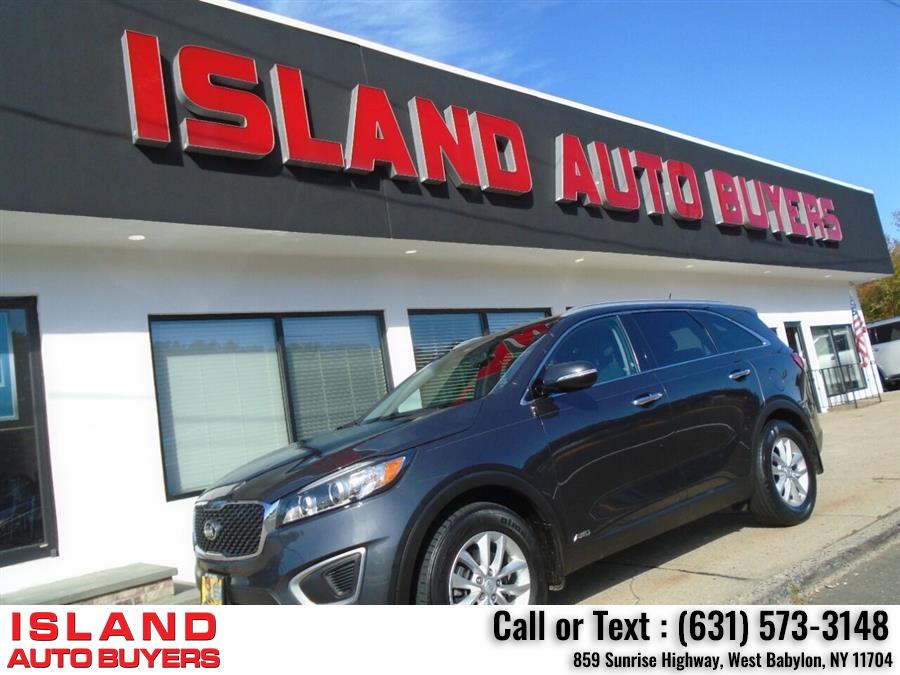 2017 Kia Sorento LX AWD 4dr SUV, available for sale in West Babylon, New York | Island Auto Buyers. West Babylon, New York 2017 Kia Sorento LX AWD 4dr SUV, available for sale in West Babylon, New York | Island Auto Buyers. West Babylon, New York