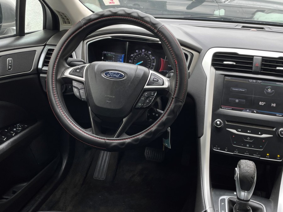 Used Ford Fusion 4dr Sdn SE FWD 2013 | Green Light Auto. Corona, California Used Ford Fusion 4dr Sdn SE FWD 2013 | Green Light Auto. Corona, California