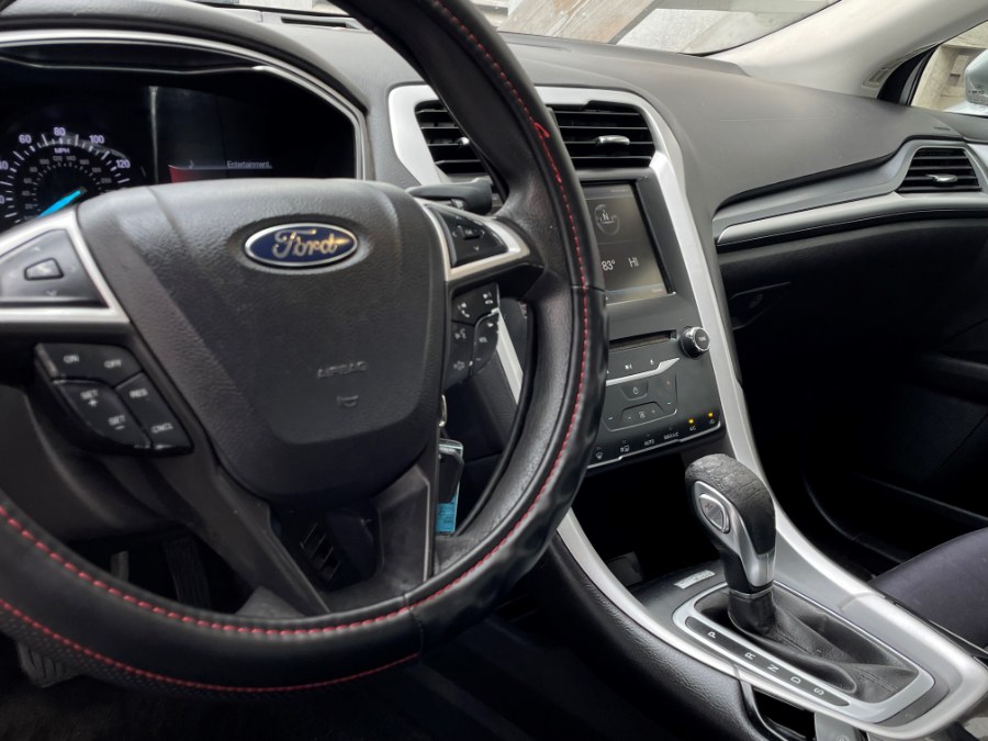 Used Ford Fusion 4dr Sdn SE FWD 2013 | Green Light Auto. Corona, California Used Ford Fusion 4dr Sdn SE FWD 2013 | Green Light Auto. Corona, California