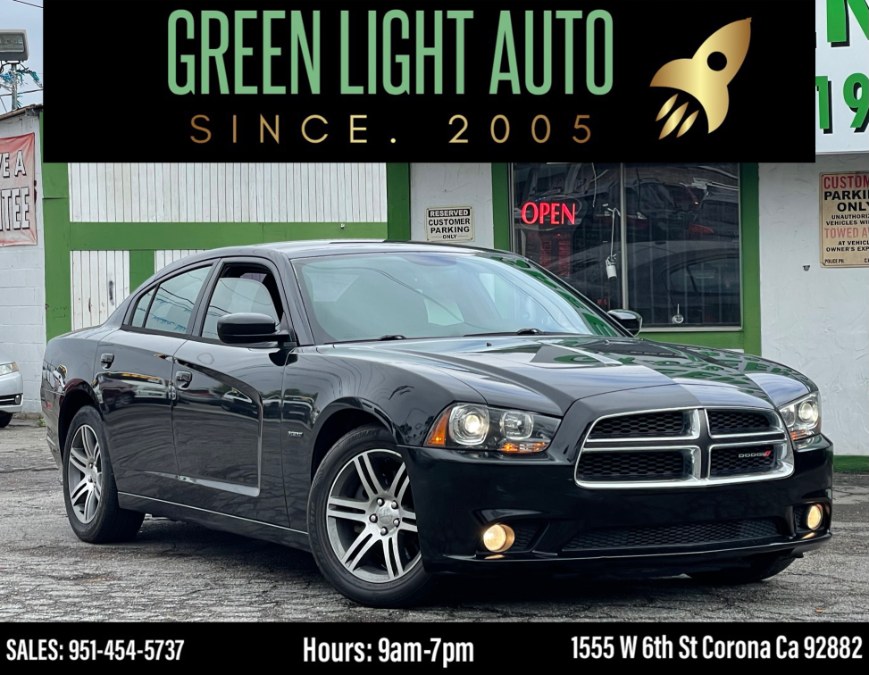 2014 Dodge Charger 4dr Sdn RT Plus RWD, available for sale in Corona, California | Green Light Auto. Corona, California
