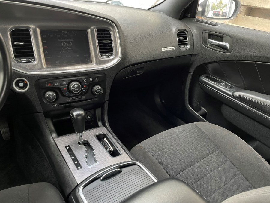 Used Dodge Charger 4dr Sdn RT Plus RWD 2014 | Green Light Auto. Corona, California Used Dodge Charger 4dr Sdn RT Plus RWD 2014 | Green Light Auto. Corona, California