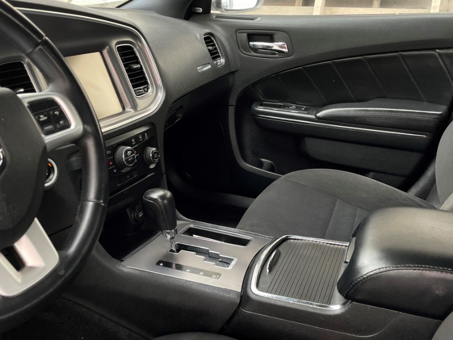 Used Dodge Charger 4dr Sdn RT Plus RWD 2014 | Green Light Auto. Corona, California Used Dodge Charger 4dr Sdn RT Plus RWD 2014 | Green Light Auto. Corona, California