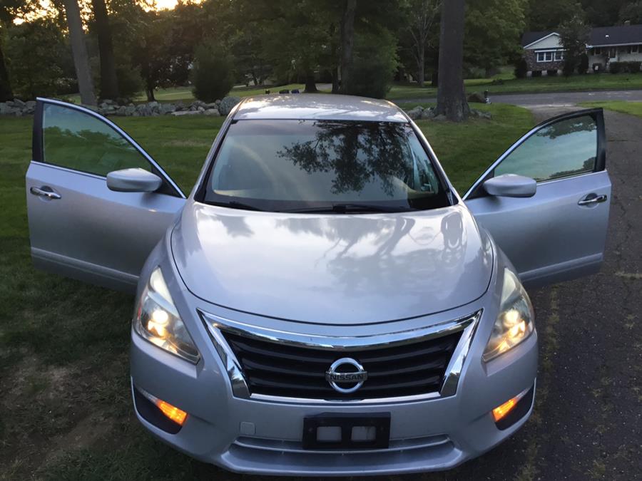 2013 Nissan Altima 4dr Sdn I4 2.5 SL, available for sale in Manchester, Connecticut | Liberty Motors. Manchester, Connecticut 2013 Nissan Altima 4dr Sdn I4 2.5 SL, available for sale in Manchester, Connecticut | Liberty Motors. Manchester, Connecticut