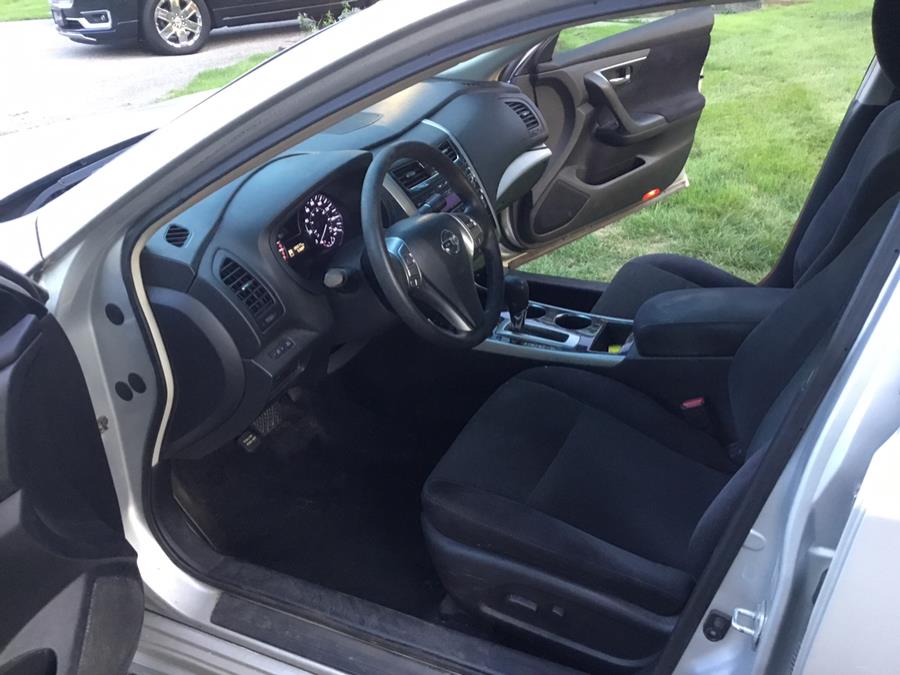 2013 Nissan Altima 4dr Sdn I4 2.5 SL, available for sale in Manchester, Connecticut | Liberty Motors. Manchester, Connecticut 2013 Nissan Altima 4dr Sdn I4 2.5 SL, available for sale in Manchester, Connecticut | Liberty Motors. Manchester, Connecticut