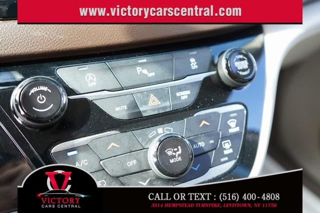 Used Chrysler Pacifica Touring L Plus 2020 | Victory Cars Central. Levittown, New York Used Chrysler Pacifica Touring L Plus 2020 | Victory Cars Central. Levittown, New York