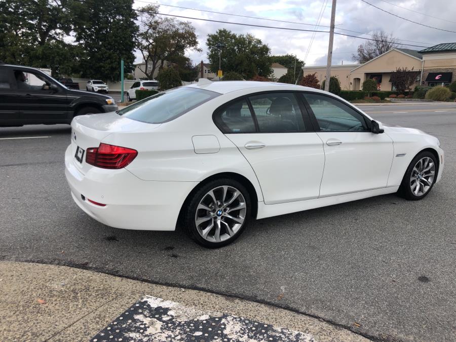 2016 BMW 5-Series 4dr Sdn 528i xDrive AWD photo