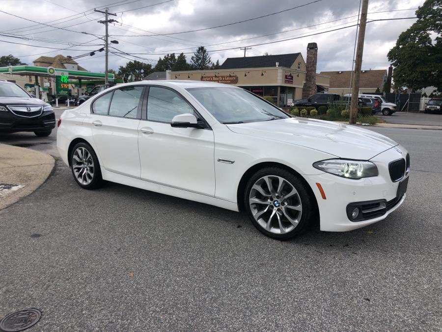 2016 BMW 5-Series 4dr Sdn 528i xDrive AWD photo