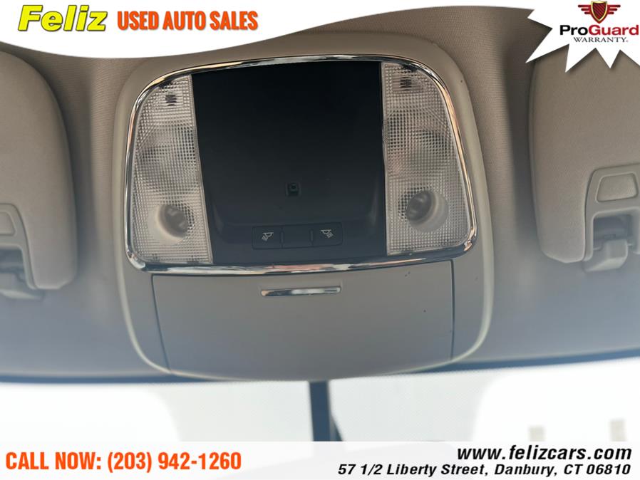 2012 Jeep Grand Cherokee 4WD 4dr Laredo, available for sale in Danbury, Connecticut | Feliz Used Auto Sales. Danbury, Connecticut 2012 Jeep Grand Cherokee 4WD 4dr Laredo, available for sale in Danbury, Connecticut | Feliz Used Auto Sales. Danbury, Connecticut