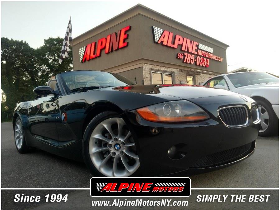 Used 2003 BMW Z4 in Wantagh, New York | Alpine Motors Inc. Wantagh, New York