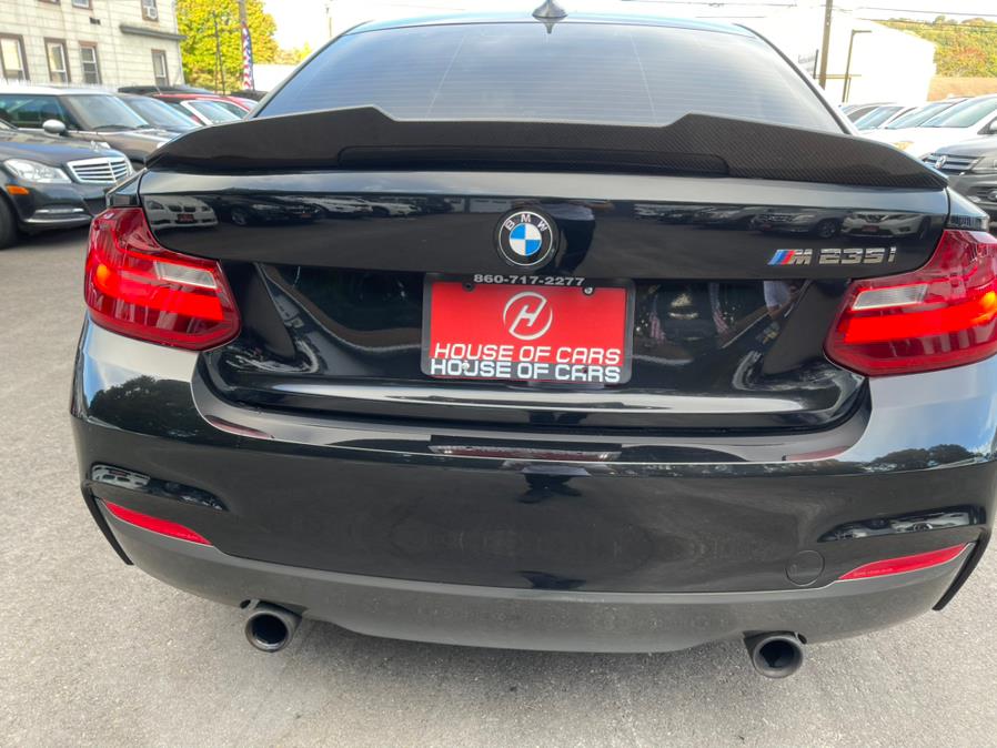 Used BMW 2 Series 2dr Cpe M235i RWD 2016 | House of Cars LLC. Waterbury, Connecticut