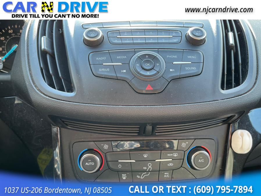 Used Ford Escape SE FWD 2017 | Car N Drive. Bordentown, New Jersey Used Ford Escape SE FWD 2017 | Car N Drive. Bordentown, New Jersey