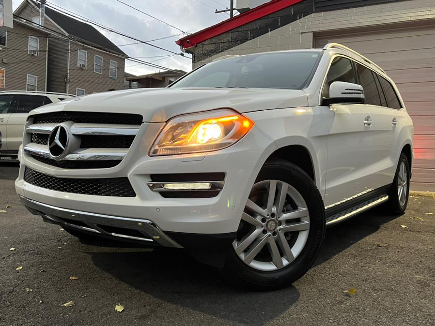 2016 Mercedes-Benz GL 4MATIC 4dr GL 450, available for sale in Paterson, New Jersey | Champion of Paterson. Paterson, New Jersey 2016 Mercedes-Benz GL 4MATIC 4dr GL 450, available for sale in Paterson, New Jersey | Champion of Paterson. Paterson, New Jersey
