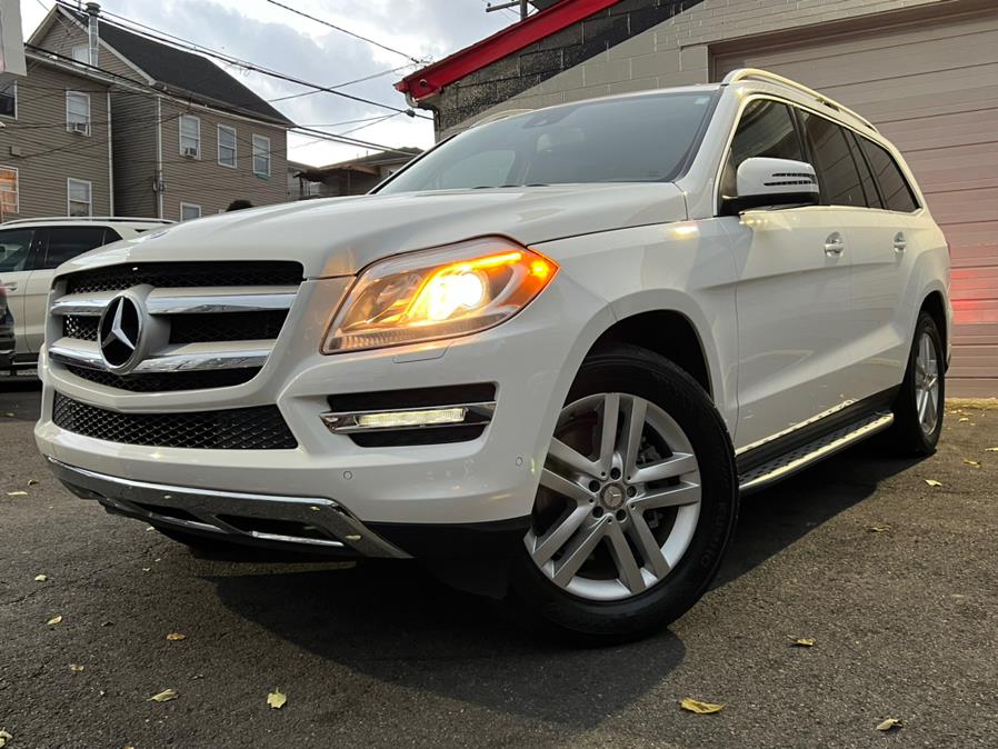 2016 Mercedes-Benz GL 4MATIC 4dr GL 450, available for sale in Paterson, New Jersey | Champion of Paterson. Paterson, New Jersey 2016 Mercedes-Benz GL 4MATIC 4dr GL 450, available for sale in Paterson, New Jersey | Champion of Paterson. Paterson, New Jersey