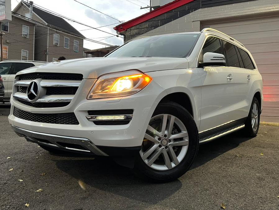 2016 Mercedes-Benz GL 4MATIC 4dr GL 450, available for sale in Paterson, New Jersey | Champion of Paterson. Paterson, New Jersey 2016 Mercedes-Benz GL 4MATIC 4dr GL 450, available for sale in Paterson, New Jersey | Champion of Paterson. Paterson, New Jersey